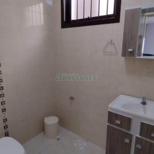 Casa com 314m², 3 dormitórios, 2 vagas, no bairro São Virgílio em Caxias do Sul para Comprar