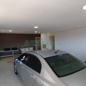 Casa com 314m², 3 dormitórios, 2 vagas, no bairro São Virgílio em Caxias do Sul para Comprar