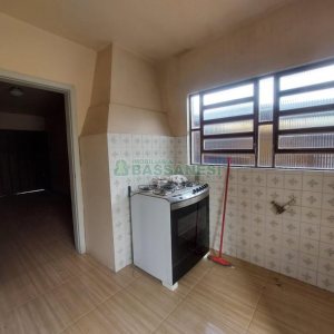 Casa com 160m², 3 dormitórios, 1 vaga, no bairro Esplanada em Caxias do Sul para Alugar