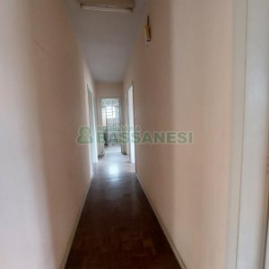 Casa com 160m², 3 dormitórios, 1 vaga, no bairro Esplanada em Caxias do Sul para Alugar