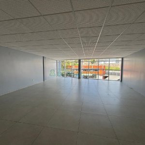 Sala com 91m², 1 vaga, no bairro Bela Vista em Caxias do Sul para Alugar