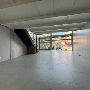 Loja com 107m², 1 vaga, no bairro Bela Vista em Caxias do Sul para Alugar