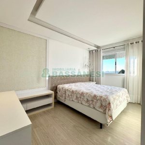 Apto Mobiliado com 47m², 2 dormitórios, 1 vaga, no bairro Desvio Rizzo em Caxias do Sul para Alugar