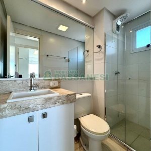 Apto Mobiliado com 47m², 2 dormitórios, 1 vaga, no bairro Desvio Rizzo em Caxias do Sul para Alugar