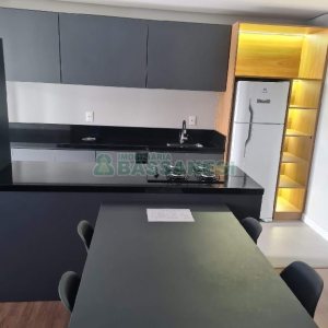 Apto Mobiliado com 51m², 1 dormitório, 1 vaga, no bairro Santa Catarina em Caxias do Sul para Alugar