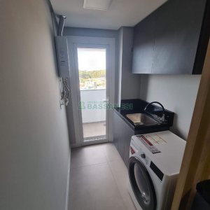 Apto Mobiliado com 51m², 1 dormitório, 1 vaga, no bairro Santa Catarina em Caxias do Sul para Alugar