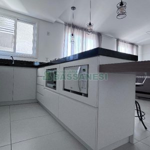 Apto Mobiliado com 54m², 1 dormitório, 1 vaga, no bairro Centro em Caxias do Sul para Alugar