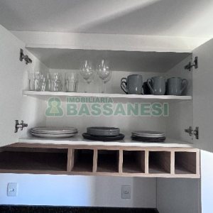 Apto Mobiliado com 54m², 1 dormitório, 1 vaga, no bairro Centro em Caxias do Sul para Alugar