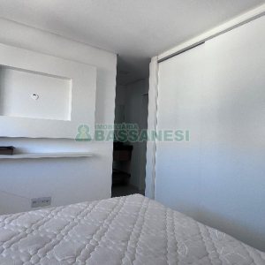 Apto Mobiliado com 54m², 1 dormitório, 1 vaga, no bairro Centro em Caxias do Sul para Alugar