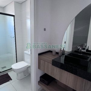 Apto Mobiliado com 54m², 1 dormitório, 1 vaga, no bairro Centro em Caxias do Sul para Alugar