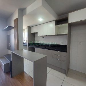 Apartamento com 54m², 2 dormitórios, 1 vaga, no bairro São Leopoldo em Caxias do Sul para Alugar