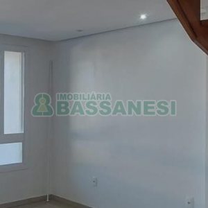 Sobrado com 64m², 2 dormitórios, no bairro Nossa Senhora do Rosário em Caxias do Sul para Alugar