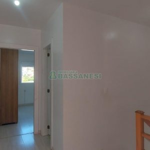 Sobrado com 64m², 2 dormitórios, no bairro Nossa Senhora do Rosário em Caxias do Sul para Alugar