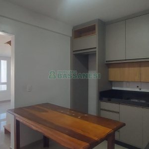 Sobrado com 64m², 2 dormitórios, no bairro Nossa Senhora do Rosário em Caxias do Sul para Alugar