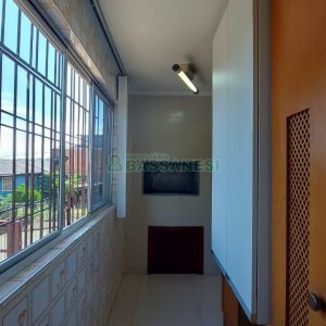 Casa com 300m², 4 dormitórios, 3 vagas, no bairro Universitário em Caxias do Sul para Alugar