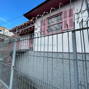Casa com 209m², 3 dormitórios, 1 vaga, no bairro Bela Vista em Caxias do Sul para Comprar