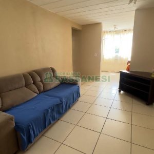Apartamento com 62m², 2 dormitórios, 1 vaga, no bairro Santa Corona em Caxias do Sul para Alugar
