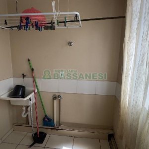 Apartamento com 62m², 2 dormitórios, 1 vaga, no bairro Santa Corona em Caxias do Sul para Alugar