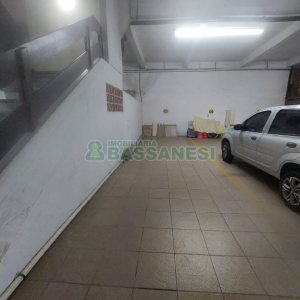 Apto Mobiliado com 119m², 3 dormitórios, 2 vagas, no bairro Centro em Caxias do Sul para Alugar