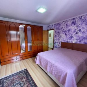 Casa com 192m², 4 dormitórios, 4 vagas, no bairro São José em Caxias do Sul para Comprar