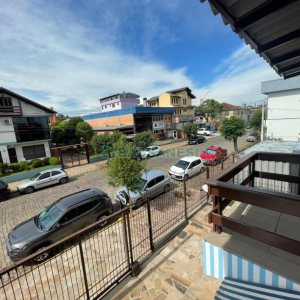 Casa com 192m², 4 dormitórios, 4 vagas, no bairro São José em Caxias do Sul para Comprar