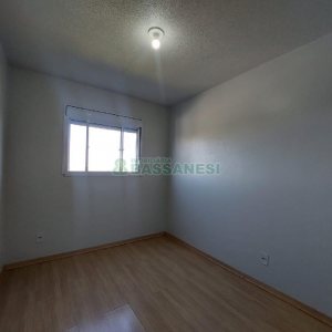 Apartamento com 60m², 2 dormitórios, 1 vaga, no bairro Nossa Senhora das Graças em Caxias do Sul para Alugar
