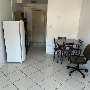 Apartamento com 32m², 1 dormitório, no bairro Presidente Vargas em Caxias do Sul para Alugar
