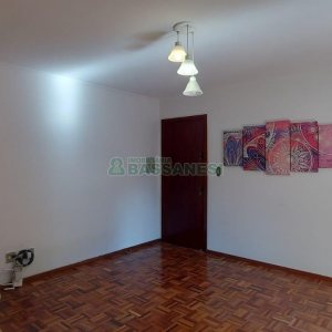 Apartamento com 90m², 2 dormitórios, 2 vagas, no bairro Panazzolo em Caxias do Sul para Alugar