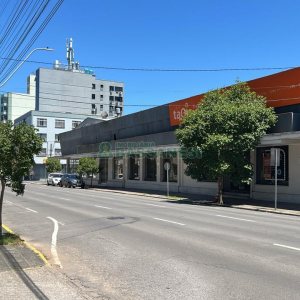 Loja com 3670m², no bairro Centro em Caxias do Sul para Alugar