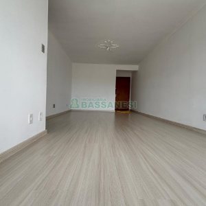 Apartamento com 98m², 2 dormitórios, 1 vaga, no bairro Salgado Filho em Caxias do Sul para Alugar