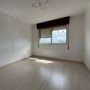 Apartamento com 98m², 2 dormitórios, 1 vaga, no bairro Salgado Filho em Caxias do Sul para Alugar