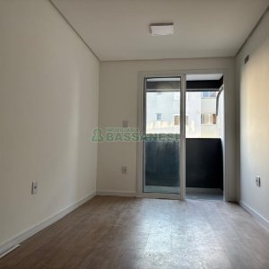 Apartamento com 62m², 2 dormitórios, 2 vagas, no bairro Sagrada Família em Caxias do Sul para Alugar