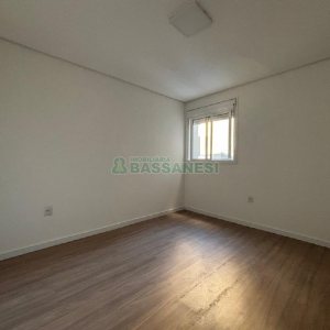 Apartamento com 62m², 2 dormitórios, 2 vagas, no bairro Sagrada Família em Caxias do Sul para Alugar
