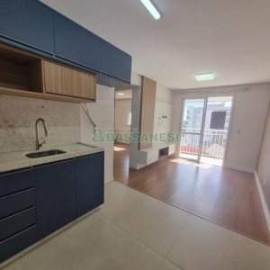 Apartamento com 49m², 2 dormitórios, 1 vaga, no bairro Nossa Senhora da Saúde em Caxias do Sul para Alugar