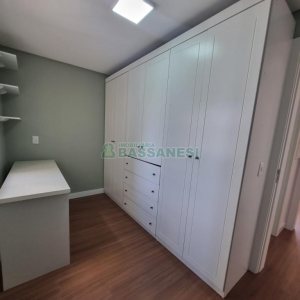 Apartamento com 49m², 2 dormitórios, 1 vaga, no bairro Nossa Senhora da Saúde em Caxias do Sul para Alugar