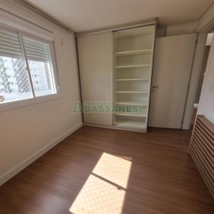 Apartamento com 49m², 2 dormitórios, 1 vaga, no bairro Nossa Senhora da Saúde em Caxias do Sul para Alugar