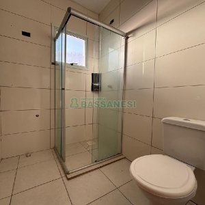 Apartamento com 48m², 2 dormitórios, no bairro Cidade Nova em Caxias do Sul para Alugar