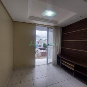 Apartamento com 54m², 2 dormitórios, 1 vaga, no bairro Parque Oasis em Caxias do Sul para Alugar