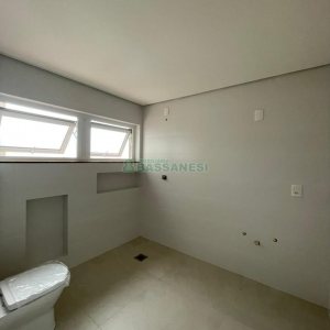 Apartamento com 200m², 3 dormitórios, 1 vaga, no bairro Centro em Caxias do Sul para Comprar