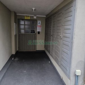 Apartamento com 41m², 2 dormitórios, 1 vaga, no bairro Parque Oasis em Caxias do Sul para Comprar