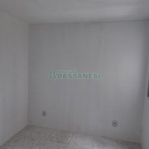 Apartamento com 41m², 2 dormitórios, 1 vaga, no bairro Parque Oasis em Caxias do Sul para Comprar