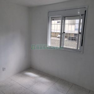Apartamento com 41m², 2 dormitórios, 1 vaga, no bairro Parque Oasis em Caxias do Sul para Comprar