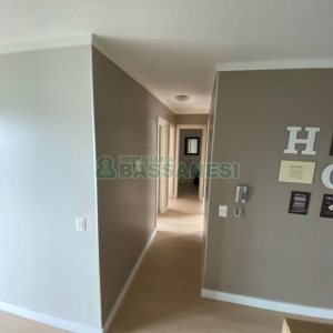 Apartamento com 104m², 3 dormitórios, 2 vagas, no bairro Colina Sorriso em Caxias do Sul para Alugar