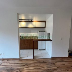 Apto Mobiliado com 70m², 2 dormitórios, 2 vagas, no bairro Lourdes em Caxias do Sul para Alugar