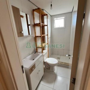 Apto Mobiliado com 70m², 2 dormitórios, 2 vagas, no bairro Lourdes em Caxias do Sul para Alugar