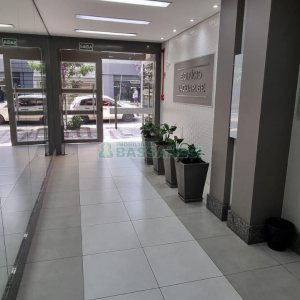 Sala com 38m², no bairro Centro em Caxias do Sul para Comprar