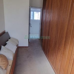 Sala com 38m², no bairro Centro em Caxias do Sul para Comprar
