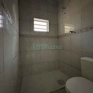 Casa com 250m², 3 dormitórios, 5 vagas, no bairro Jardim América em Caxias do Sul para Alugar