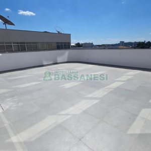 Kitinete com 106m², 1 dormitório, no bairro São Pelegrino em Caxias do Sul para Comprar