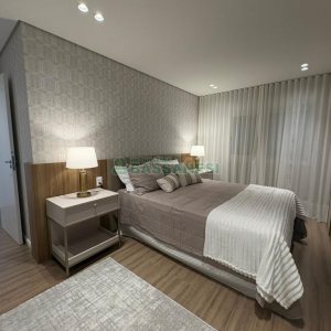 Apartamento com 129m², 3 dormitórios, 2 vagas, no bairro Petrópolis em Caxias do Sul para Comprar